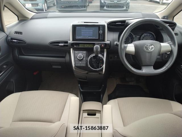 Toyota WISH 2013-05 8768716-7