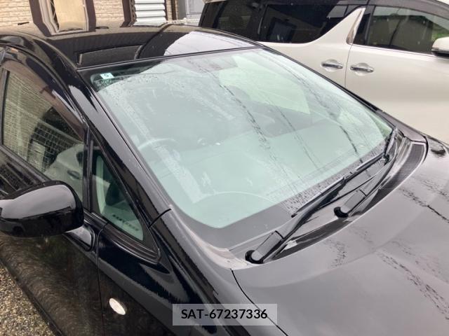 Toyota WISH 2011-07 8769172-12