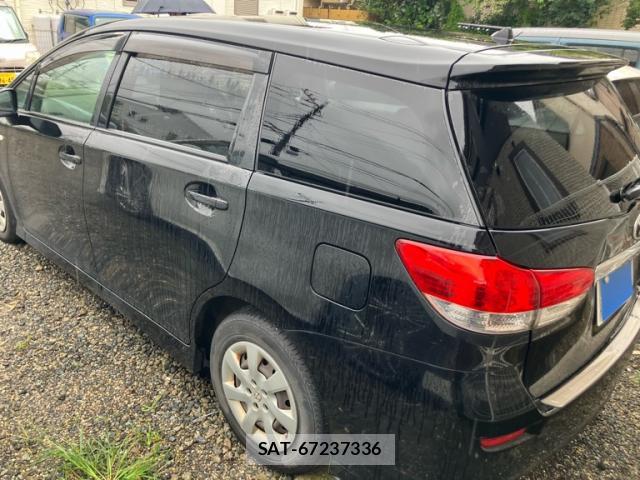 Toyota WISH 2011-07 8769172-6