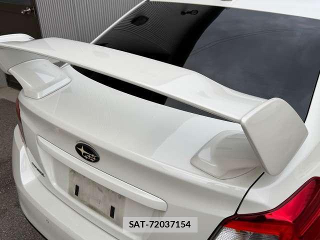 Subaru WRX S4 2017-12 8769418-11