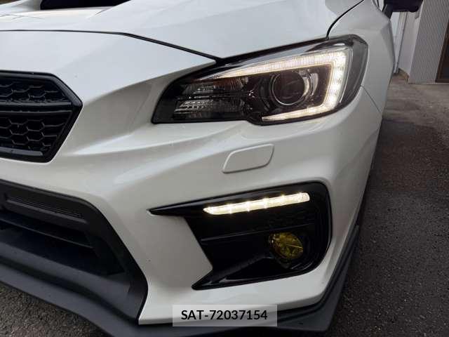 Subaru WRX S4 2017-12 8769418-15