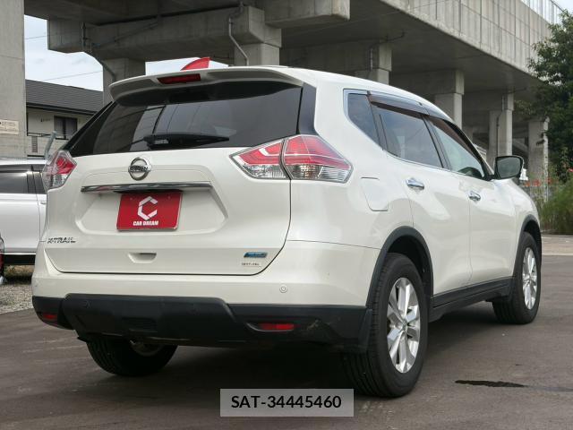 Nissan X-TRAIL 2014-01 8769583-2