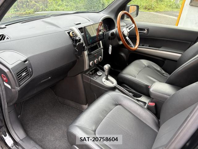 Nissan X-TRAIL 2012-10 8769648-5