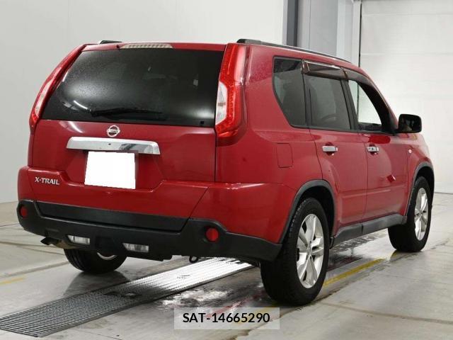 Nissan X-TRAIL 2011-06 8769936-2