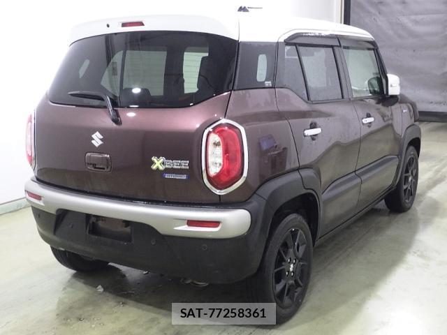 Suzuki X BEE 2021-07 8769727-4