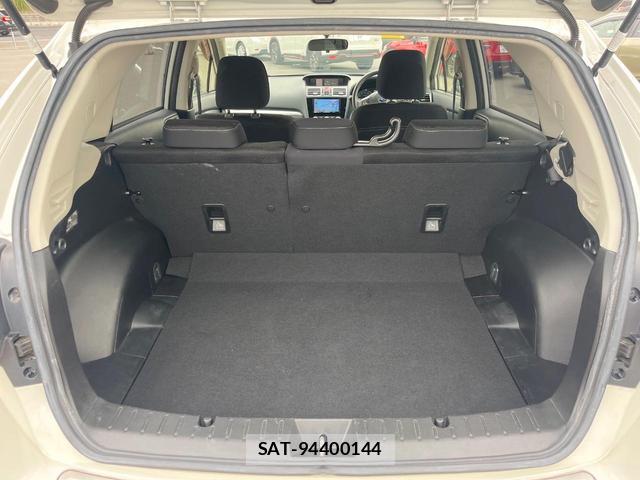 Subaru XV 2015-07 8769423-11