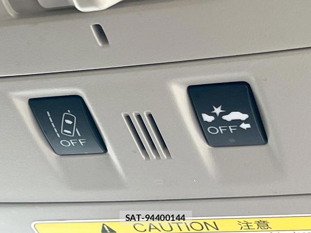 Subaru XV 2015-07 8769423-4