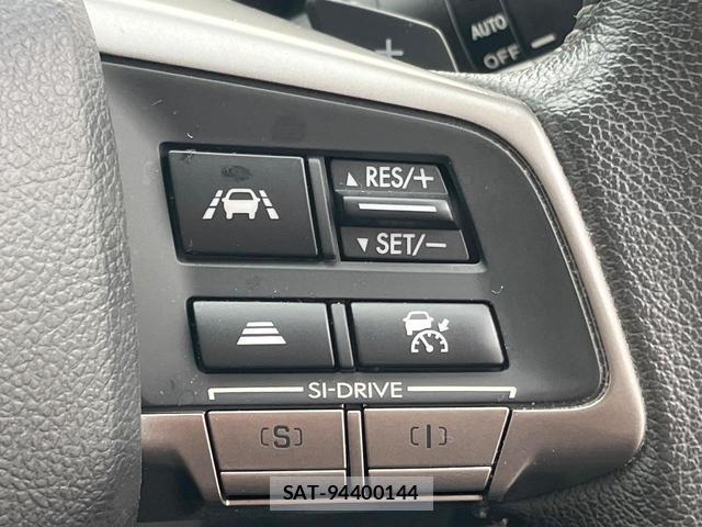 Subaru XV 2015-07 8769423-5