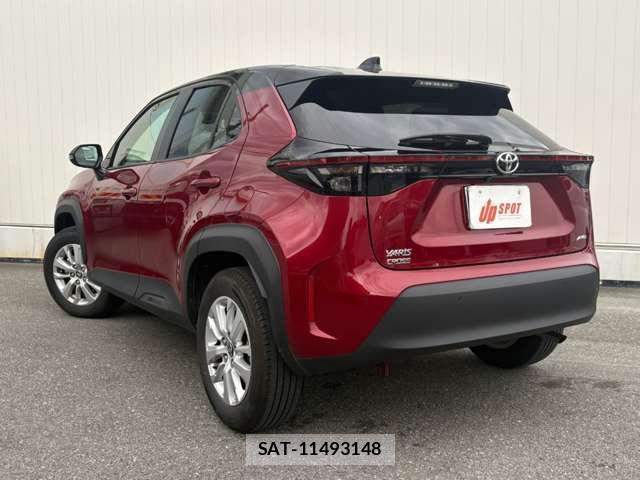 Toyota YARIS CROSS 2023-07 8769360-1