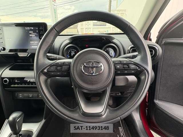 Toyota YARIS CROSS 2023-07 8769360-13