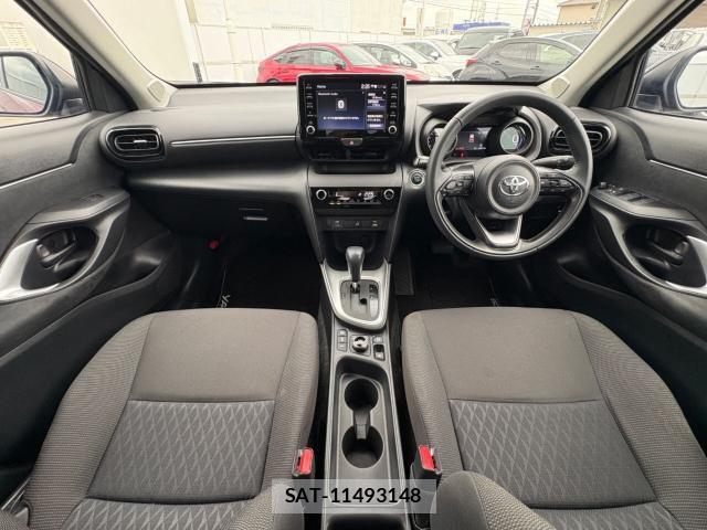 Toyota YARIS CROSS 2023-07 8769360-2