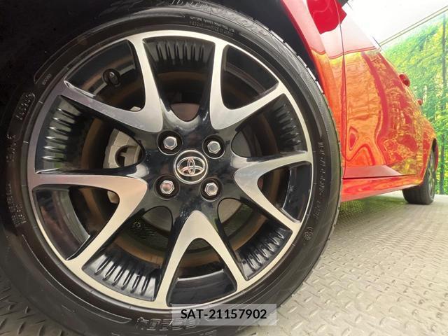 Toyota YARIS 2020-09 8770090-12
