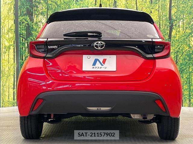 Toyota YARIS 2020-09 8770090-14