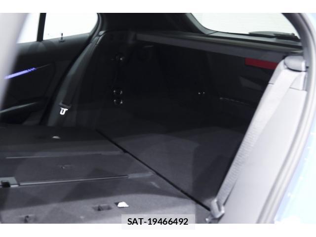 Bmw 1 SERIES 2022-09 8812505-11