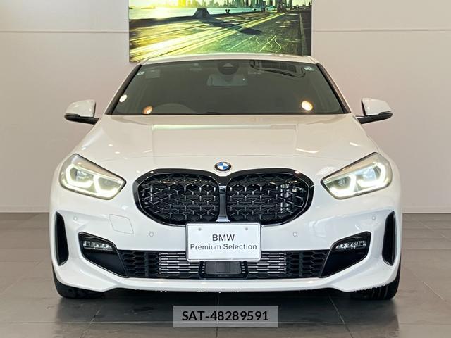 Bmw 1 SERIES 2021-09 8815942-6