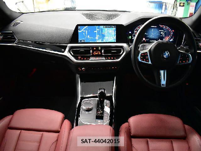 Bmw 2 SERIES 2022-04 8812831-1