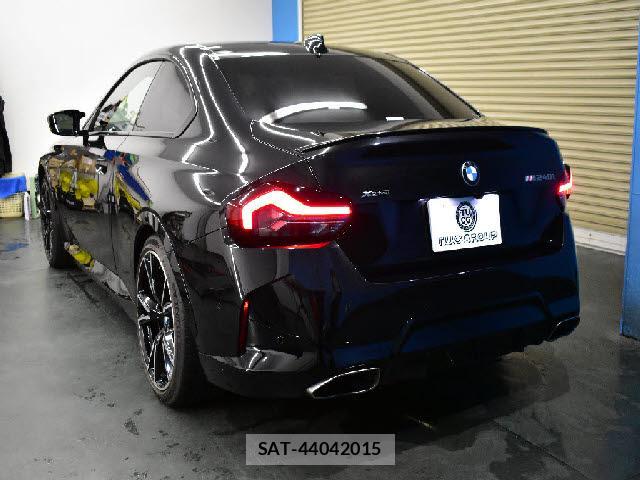 Bmw 2 SERIES 2022-04 8812831-2