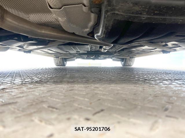 Bmw 2 SERIES 2018-07 8813148-11