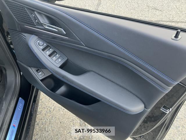 Bmw 2 SERIES 2023-06 8814622-10