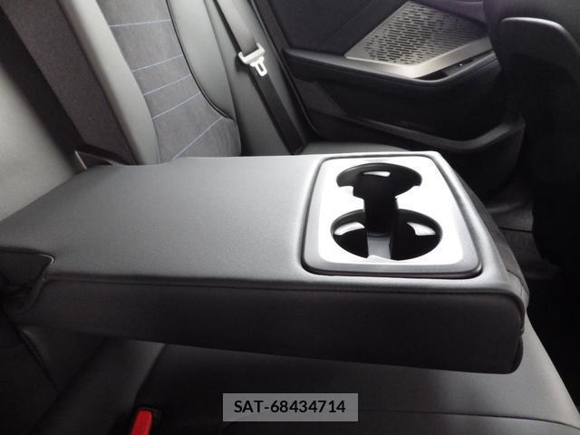 Bmw 2 SERIES 2025-09 8817984-17