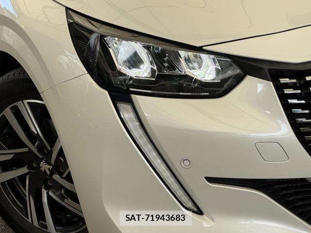 Peugeot 208 2020-10 8812850-6