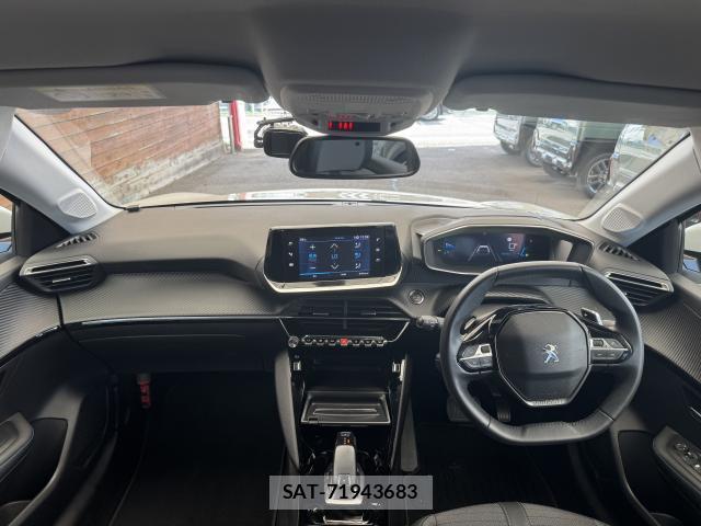 Peugeot 208 2020-10 8812850-8