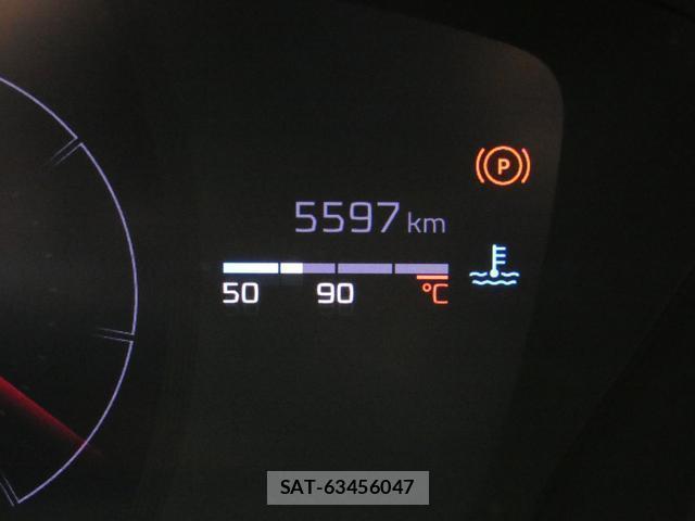 Peugeot 208 2025-06 8813922-4