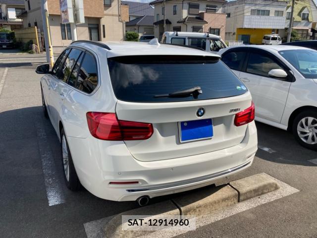 Bmw 3 SERIES 2017-03 8814554-1