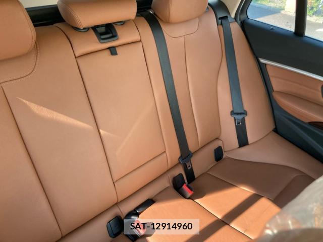 Bmw 3 SERIES 2017-03 8814554-10