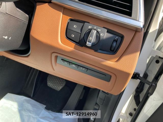 Bmw 3 SERIES 2017-03 8814554-14