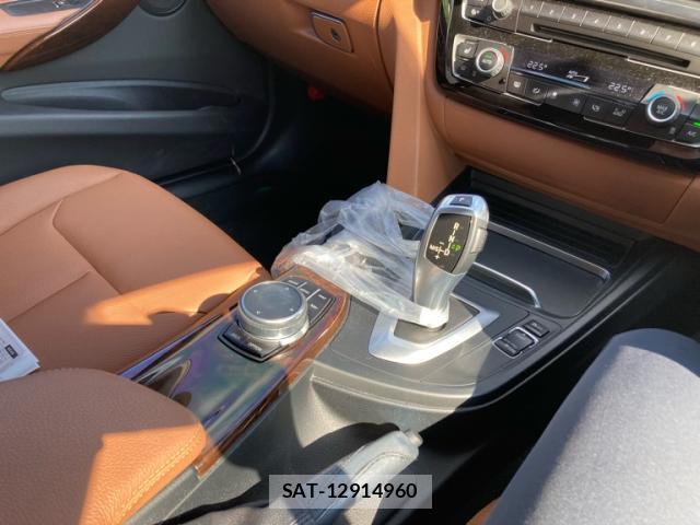 Bmw 3 SERIES 2017-03 8814554-18