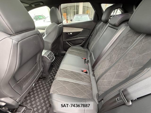 Peugeot 3008 2019-03 8815853-17