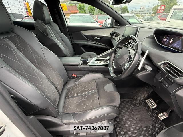 Peugeot 3008 2019-03 8815853-4