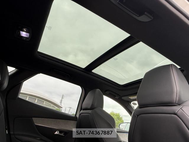 Peugeot 3008 2019-03 8815853-6