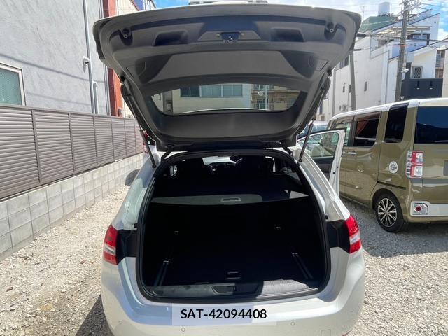 Peugeot 308 2016-11 8812554-15