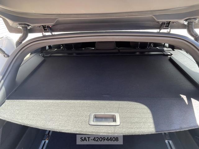 Peugeot 308 2016-11 8812554-16