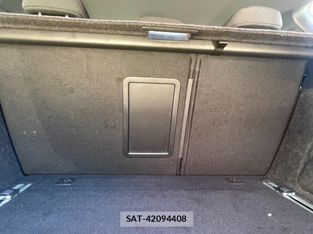 Peugeot 308 2016-11 8812554-18