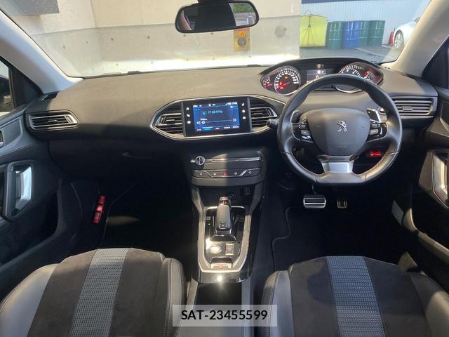 Peugeot 308 2020-02 8817732-1