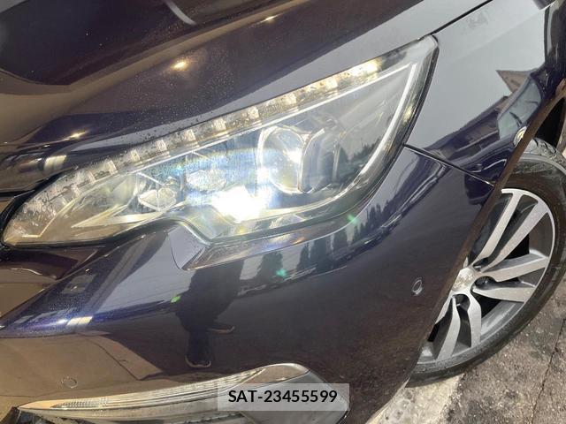 Peugeot 308 2020-02 8817732-12