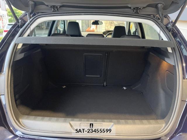 Peugeot 308 2020-02 8817732-18