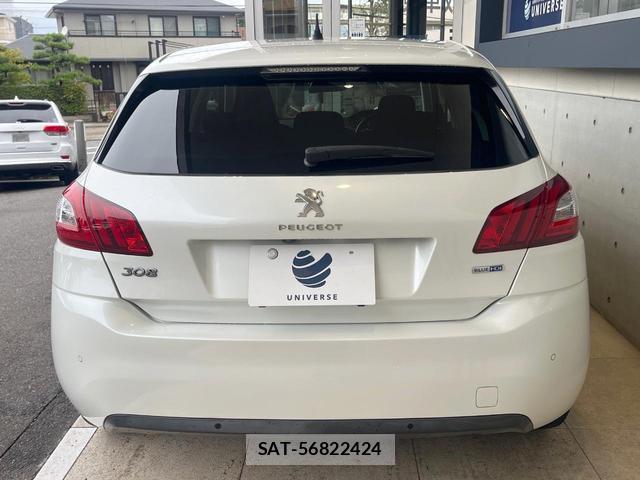 Peugeot 308 2016-11 8817733-12