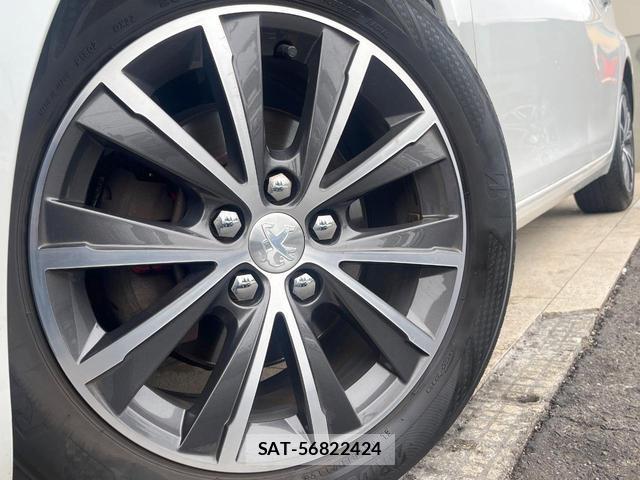 Peugeot 308 2016-11 8817733-17