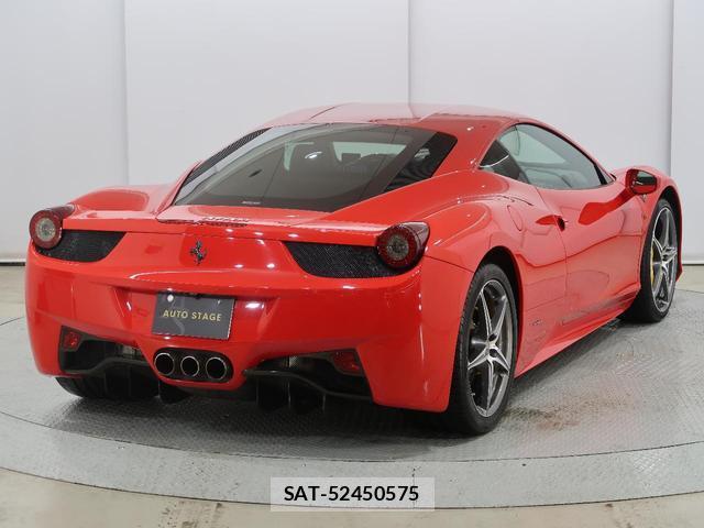 Ferrari 458 Italia 2010-07 8814285-11