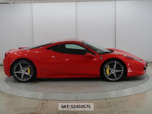Ferrari 458 Italia 2010-07 8814285-7