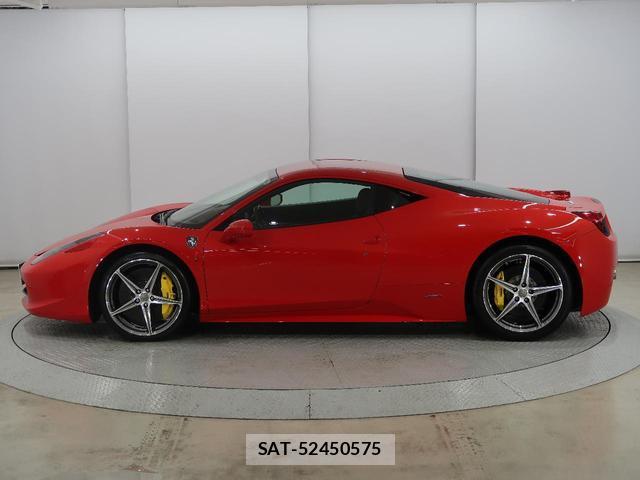 Ferrari 458 Italia 2010-07 8814285-8