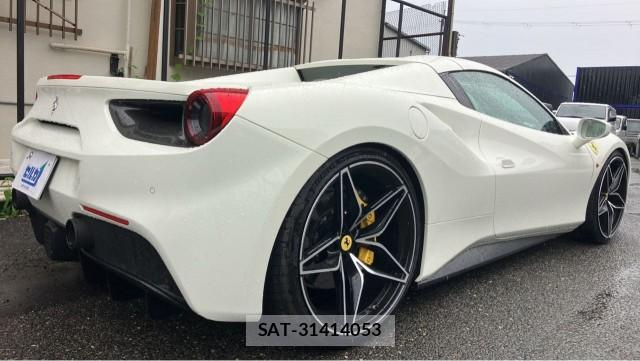 Ferrari 488 Spider 2017-04 8815555-12