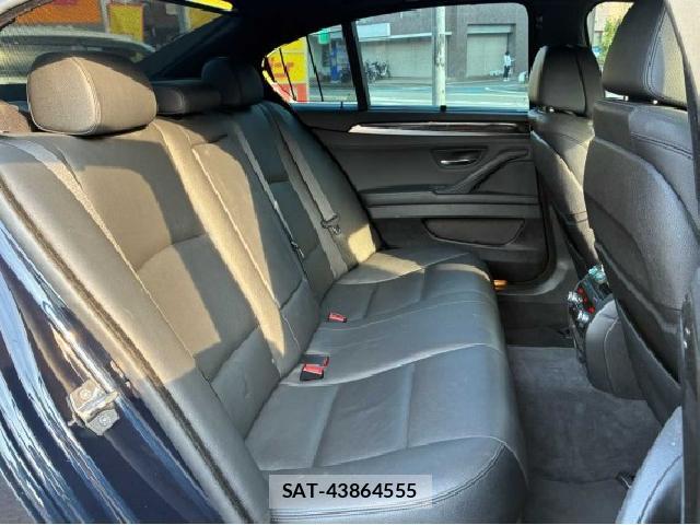 Bmw 5 SERIES 2014-04 8814036-18