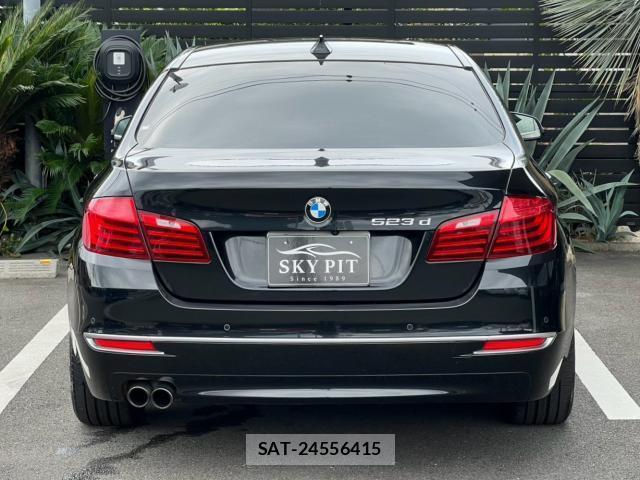 Bmw 5 SERIES 2015-12 8814516-17