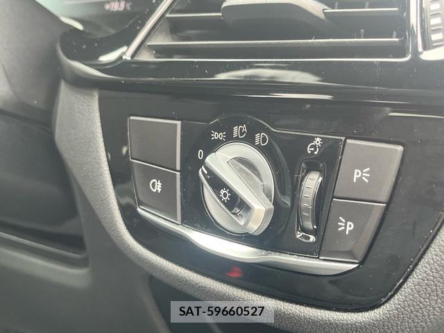 Bmw 5 SERIES 2021-06 8814640-9