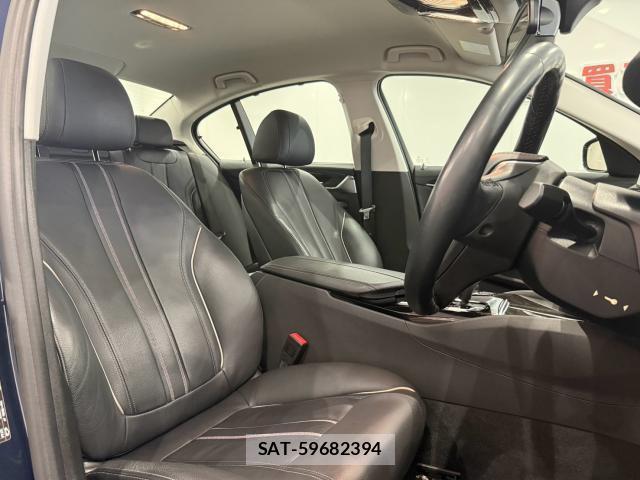 Bmw 5 SERIES 2018-08 8814662-1